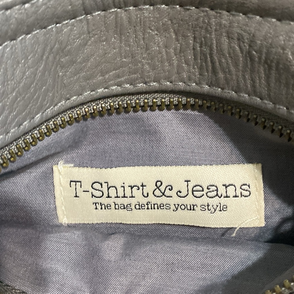 T-Shirt & Jeans Purse - Picture 4 of 4